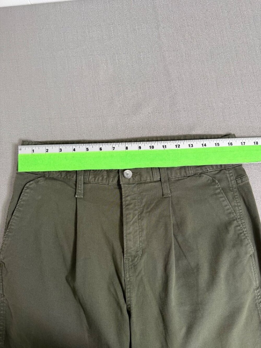 Veronica Beard Jean Monika Tapered Pants Green High Rise 30/10 Model Off Duty - Picture 13 of 16